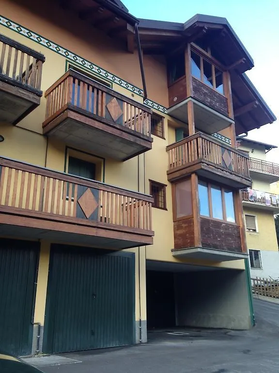Apartmán Adamello Ski Appartament Vione