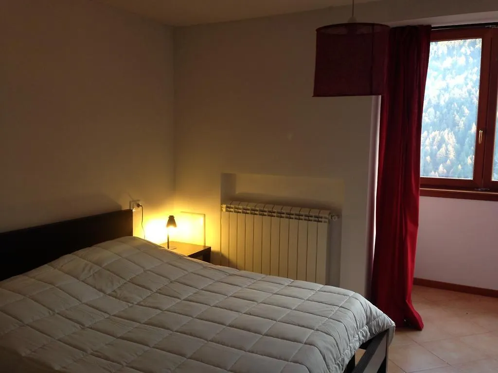شقة Adamello Ski Appartament Vione